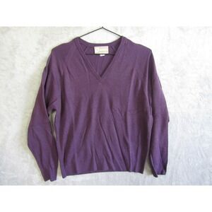 Pitlochry Purple V Neck Pure New Wool Sweater Made in Scotland Size M